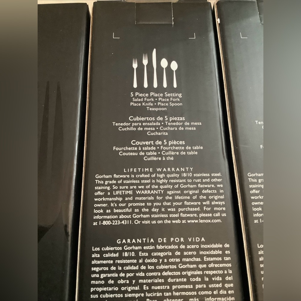 Gorham Crate & Barrel SCOOP Mirror 20-Piece Flatware Set New In Box - Picture 2 of 13